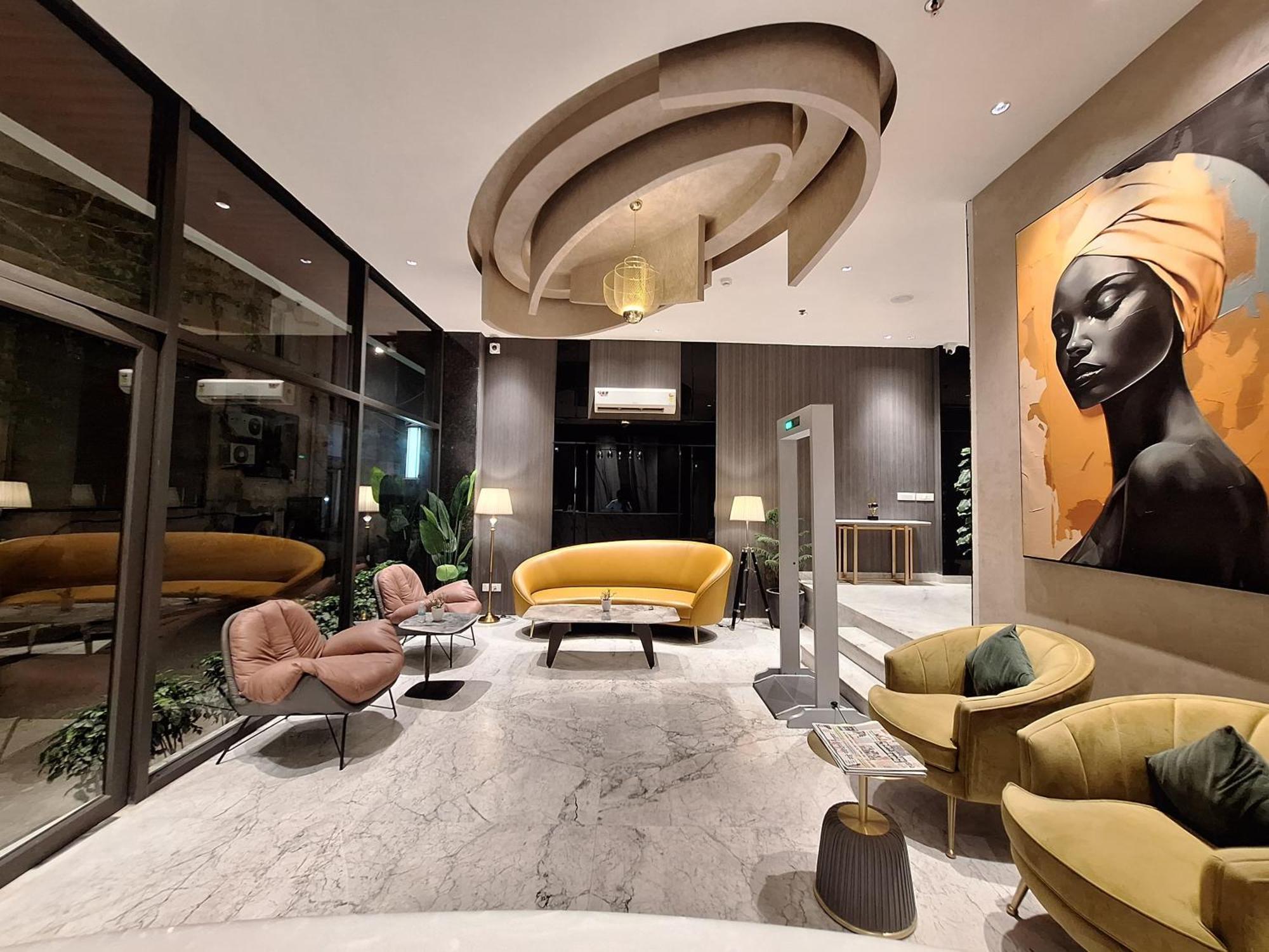 Iva Premium Aerocity - Free Airport Pickup Or Drop Hotel